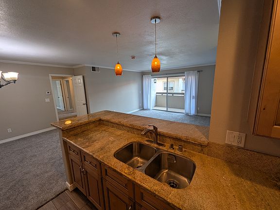 5th image of 2521 W Sunflower Ave Unit L13
