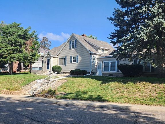 2nd image of 2703 Williams Ave