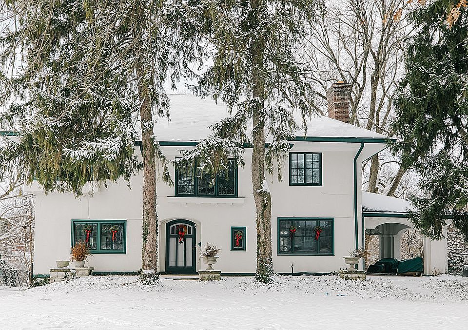 1st image of 4057 Beechwood Ave
