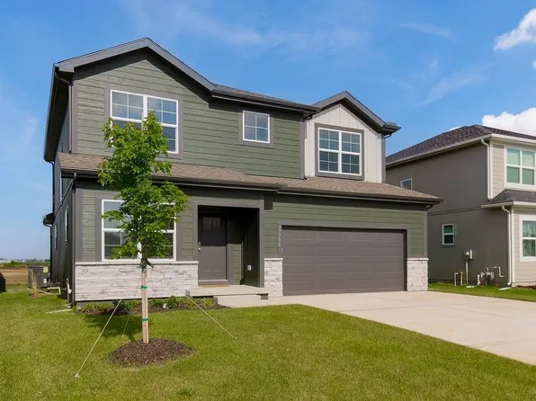 17756 Shady Bend Rd, Gardner, KS 66030