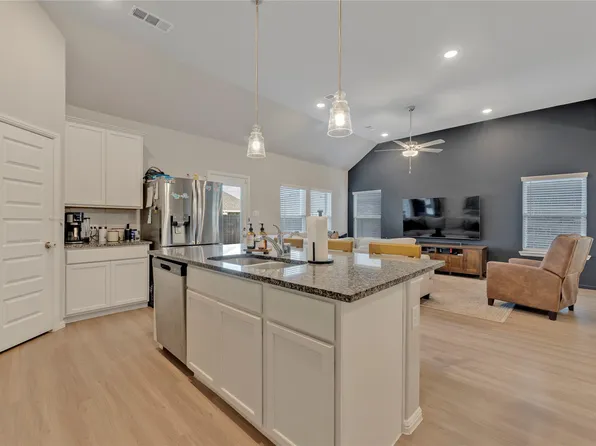 4324 Westminster Ave, Aubrey, TX 76227
