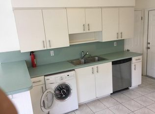 1411 S 20th Ave, Hollywood, FL 33020