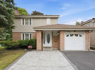 1727 Wollaston Ct, Pickering, ON L1V 2W9
