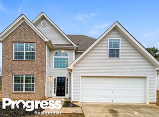 844 Betsy Ross Trl, Hampton, GA 30228