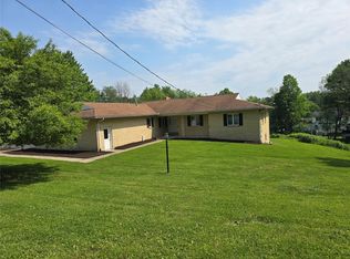 19 Oday Dr, Endicott, NY 13760