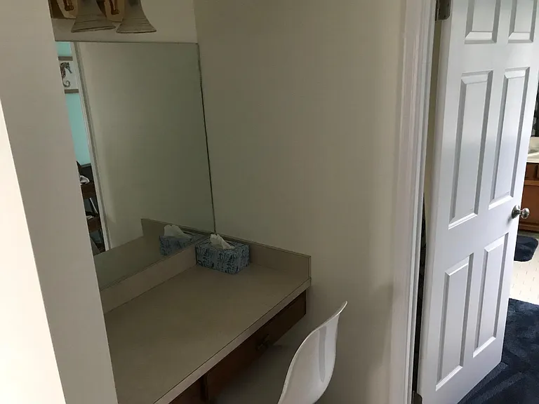 652 Princeton Ave — Photo 21