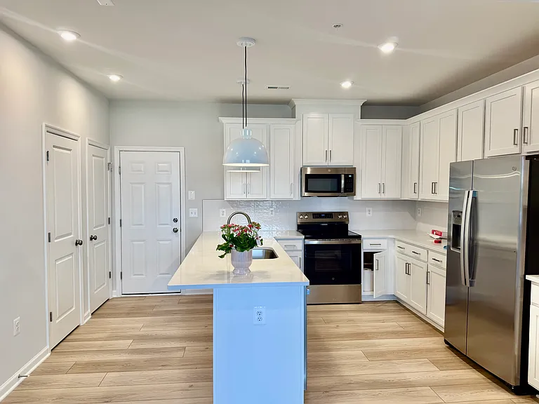 233 Brattice Dr #A — Photo 15
