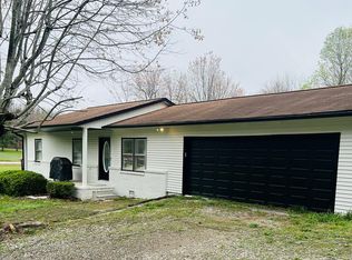 3270 Bill Waters Rd, Monterey, TN 38574