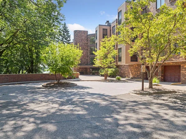 14319 Stewart Ln APT 204, Minnetonka, MN 55345