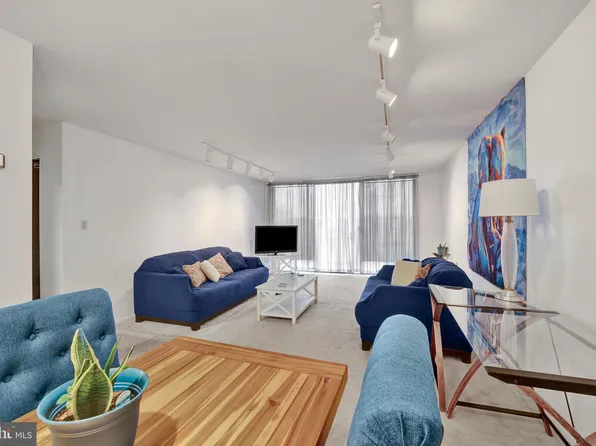 309 Florence Ave APT 523, Jenkintown, PA 19046