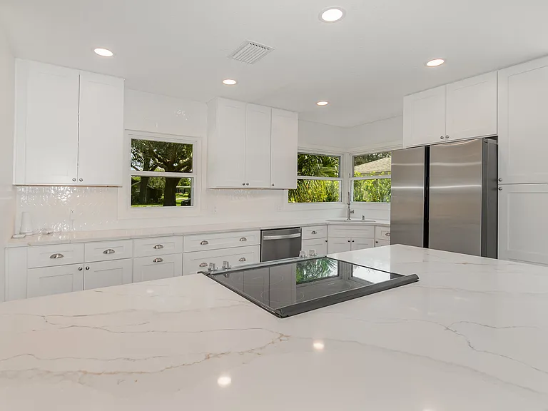 1770 Algonquin Trl — Photo 8