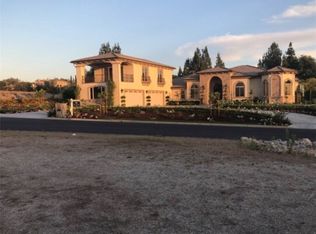 640 Pinnacle Ridge Rd, Riverside, CA 92506