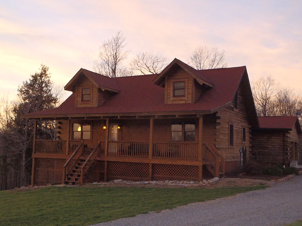 1st image of 203 Lone Pine Dr