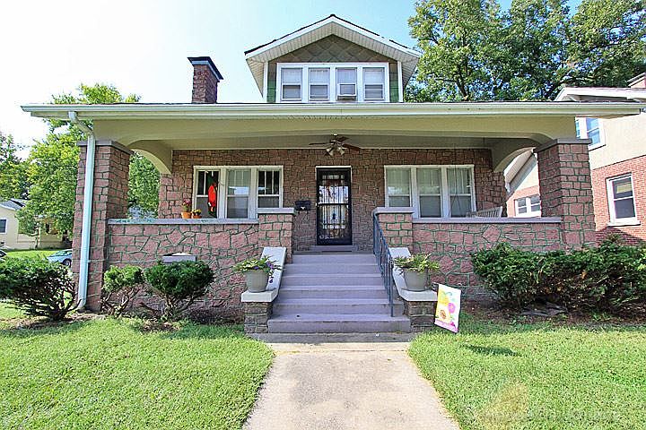 1st image of 301 NW End Blvd
