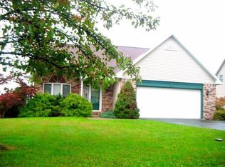 235 Callery Dr, Blandon, PA 19510