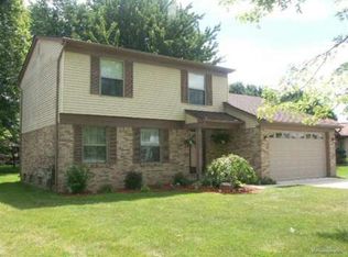 52860 D W Seaton Dr, Chesterfield, MI 48047