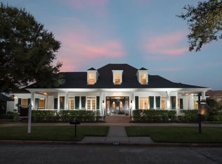 1107 Sugar Creek Blvd, Sugar Land, TX 77478