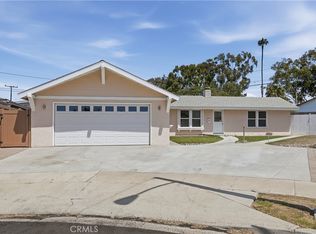 417 Emerald Pl, Seal Beach, CA 90740