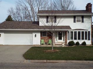 521 Schneider St, Denver, IA 50622