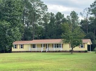 918 Crump St, Swainsboro, GA 30401