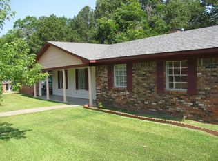 900 Normandy Dr, Clinton, MS 39056