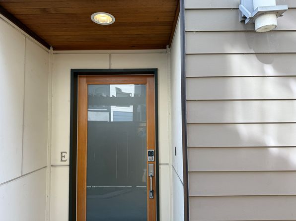 215 24th Ave E UNIT E