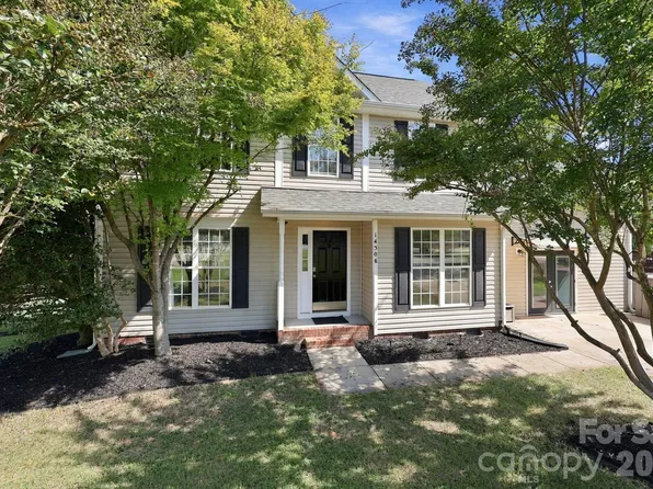 14306 Blue Grass Dr, Huntersville, NC 28078