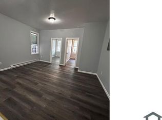 486 Walnut St APT 1, Yonkers, NY 10701