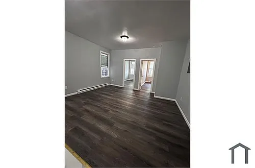 486 Walnut St #1 Photo 1