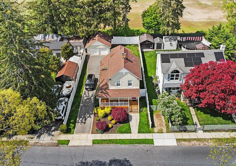 1st image of 77 Scudder Avenue