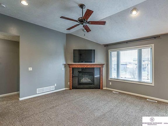 5th image of 21311 Flagstone Dr