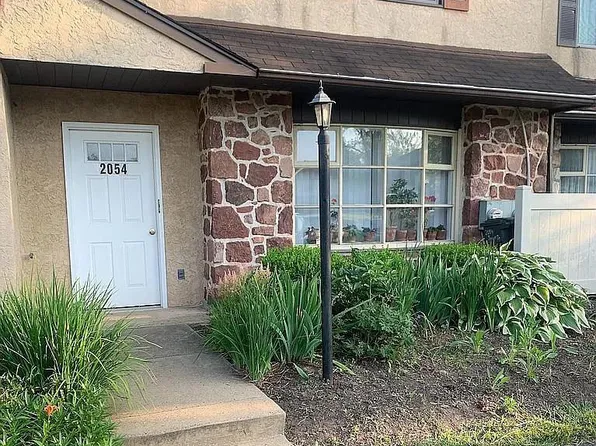 2054 Jason Dr, Huntingdon Valley, PA 19006