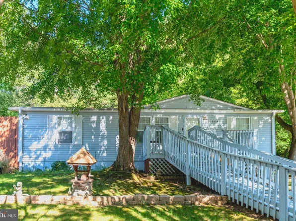 21564 Forest Run Dr, Lexington Park, MD 20653
