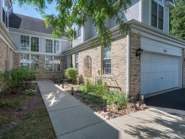 504 Citadel Cir, Westmont, IL 60559