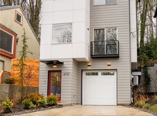 6737 SW 25th Ave SW, Seattle, WA 98106