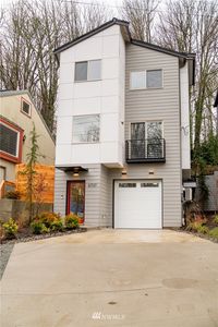 6737 SW 25 Avenue SW, Seattle, WA, 98106