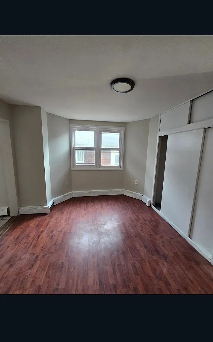 3 bed, $1,850 — Photo 4
