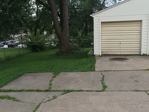 one car garage