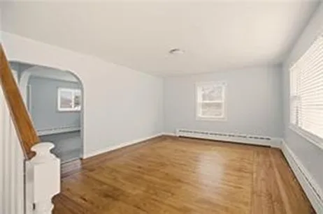92 Brackett Ave #R — Photo 4