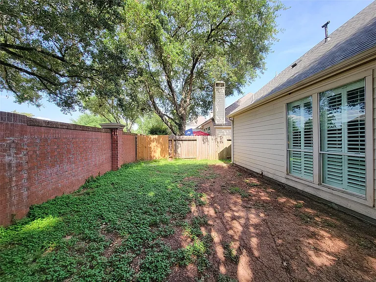 4106 Creek Ridge Ln — Photo 44
