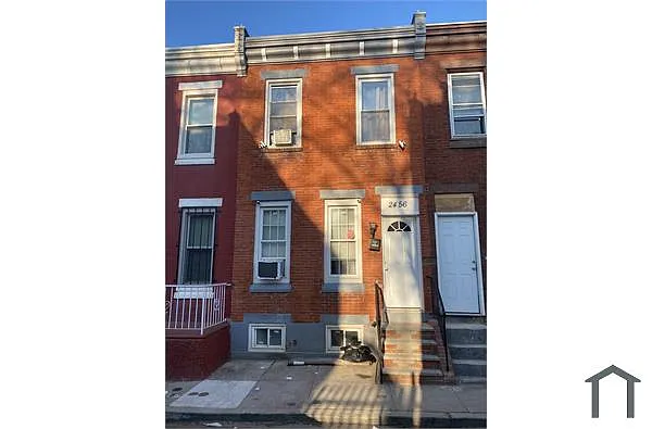 Building Photo - 2456 N Chadwick St