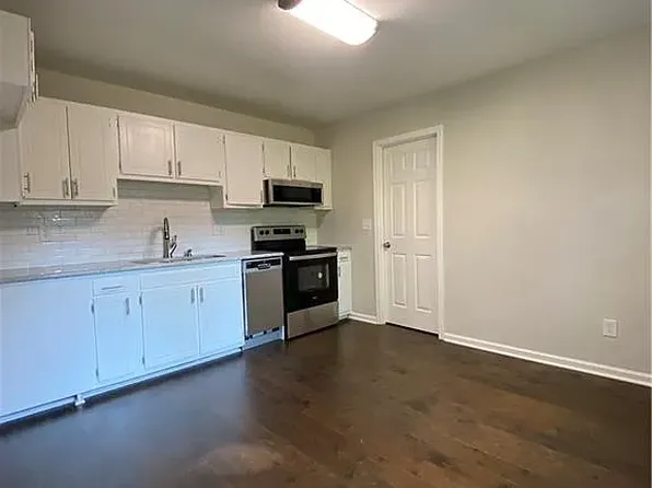 (undisclosed Address), Winston Salem, NC 27103