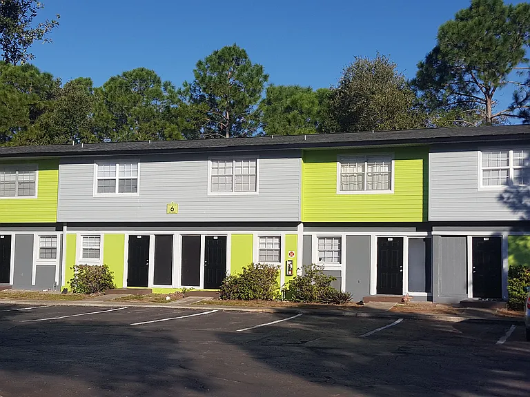 Oak Ridge Apartments — Photo 15