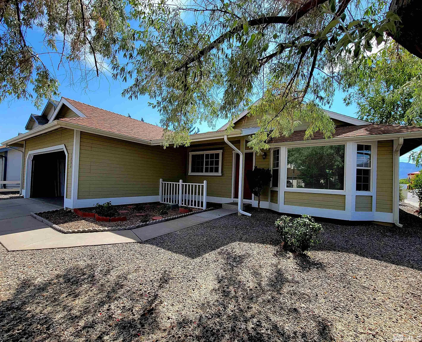 1884 Bliss Ct photo 1