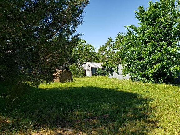 4th image of 2200 Lusk Ln