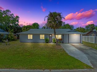 1397 Torreya Cir, North Fort Myers, FL 33917
