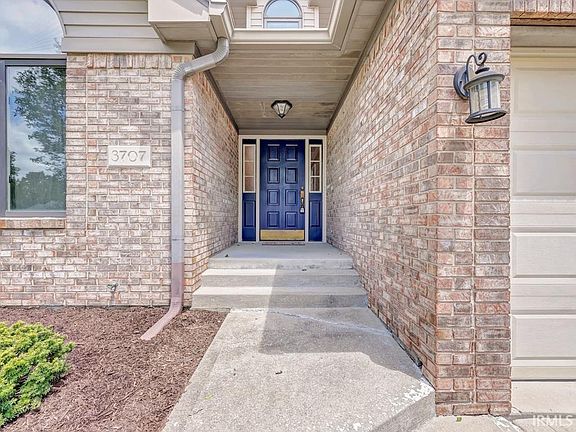 4th image of 3707 E Tamarron Dr