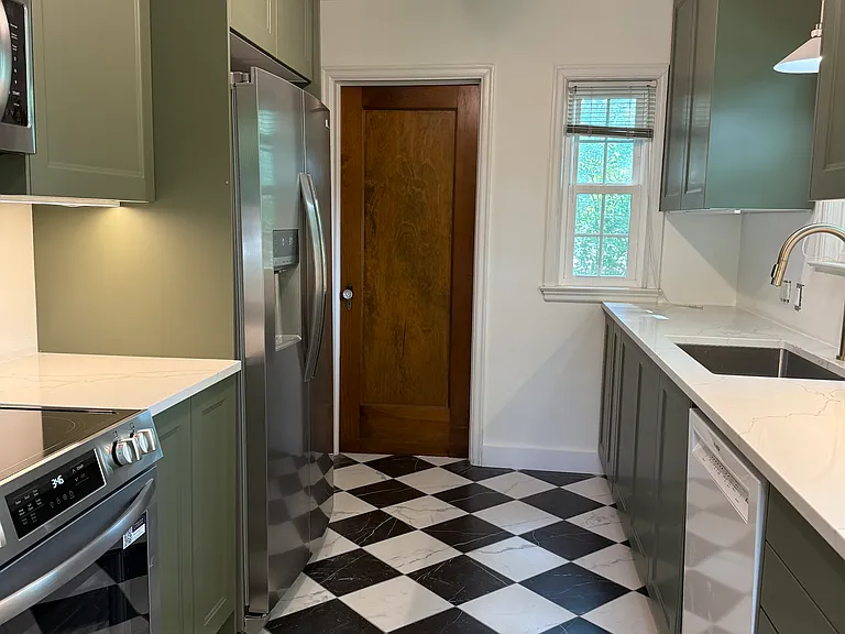 7053 N College Ave — Photo 8