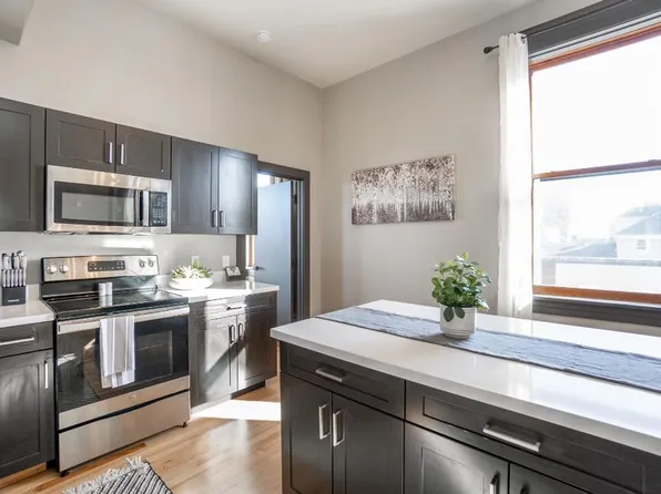Urban Lofts, 302 Commercial St #302, Waterloo, IA 50701