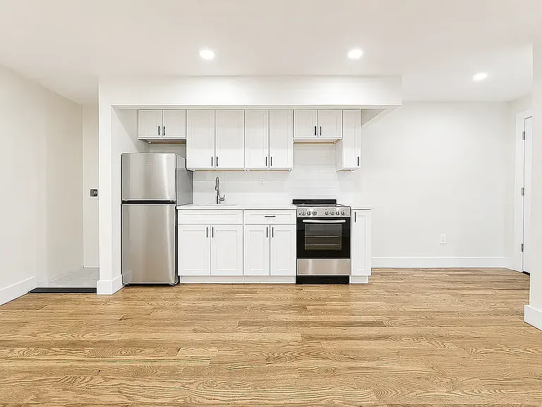235 Lexington Ave #1-F — Photo 2